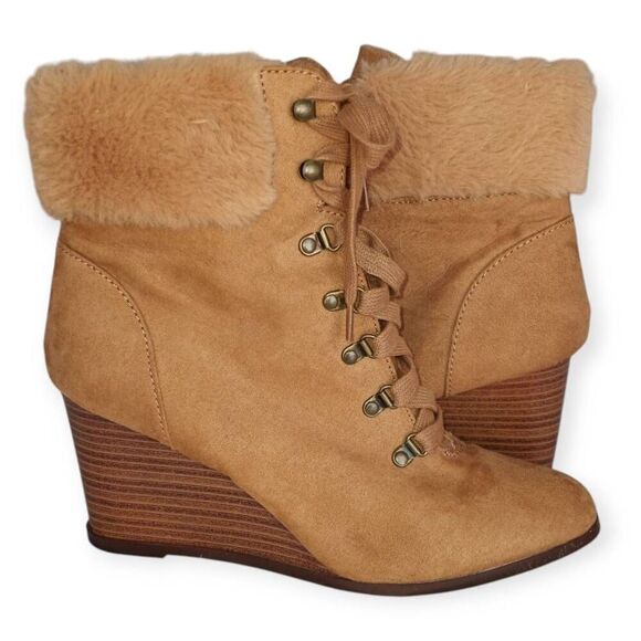 BAMBOO FAUX FUR WEDGE BOOTIES SZ.8 EUC. - Picture 6 of 8